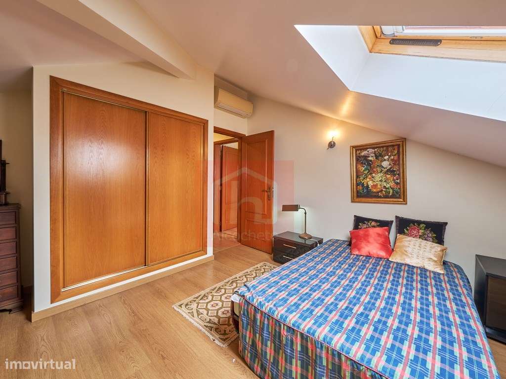 Apartamento duplex T2+3 em São Francisco.-31