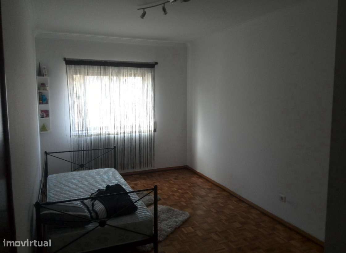 T2 Rua Dos Lírios, Algueirão - Mem Martins-3