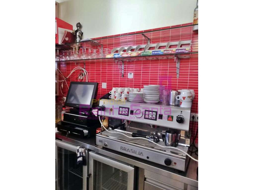 Lojas - Junto Avenida Fernão de Magalhães - Coimbra - Grande imagem: 4/10