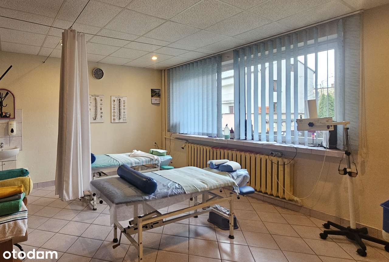 Dom z lokalem użytkowym i mieszkaniem Płock, ul. Wyszogrodzka-13