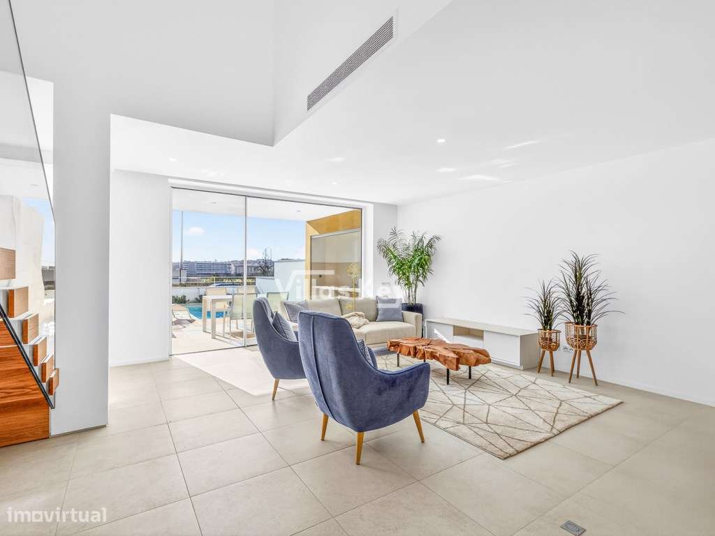 Moradia T3 Moderna com Piscina à Venda em Lagos - Algarve - Grande imagem: 5/31