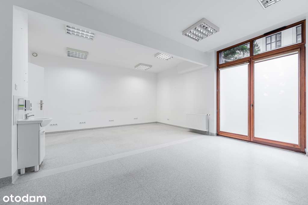 Nowoczesny lokal w centrum miasta Spokojna 17-16