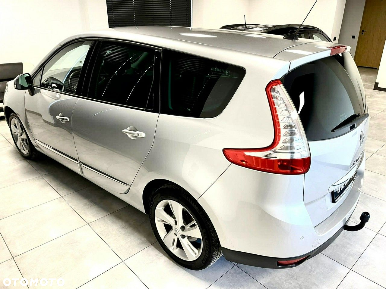 Renault Grand Scenic - 2