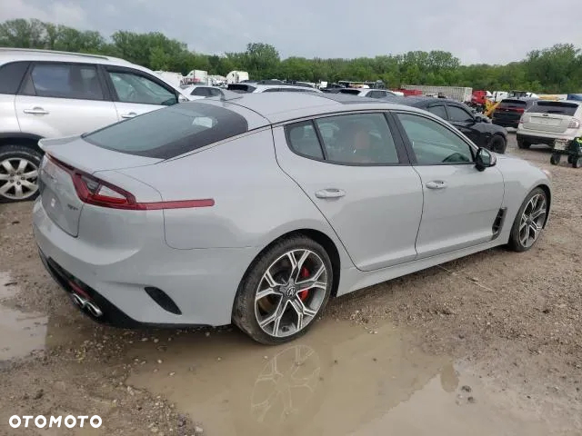 Kia Stinger 3.3 T-GDI V6 GT AWD - 3