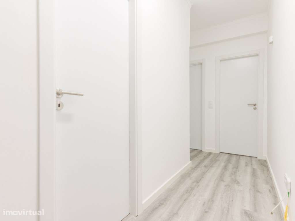 Apartamento T1 renovado | Amora-Seixal | Vista desafogada - Grande imagem: 3/15