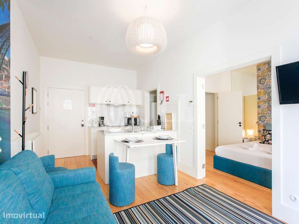 Apartamento T1 com varanda na Rua das Flores, Porto - Grande imagem: 5/23