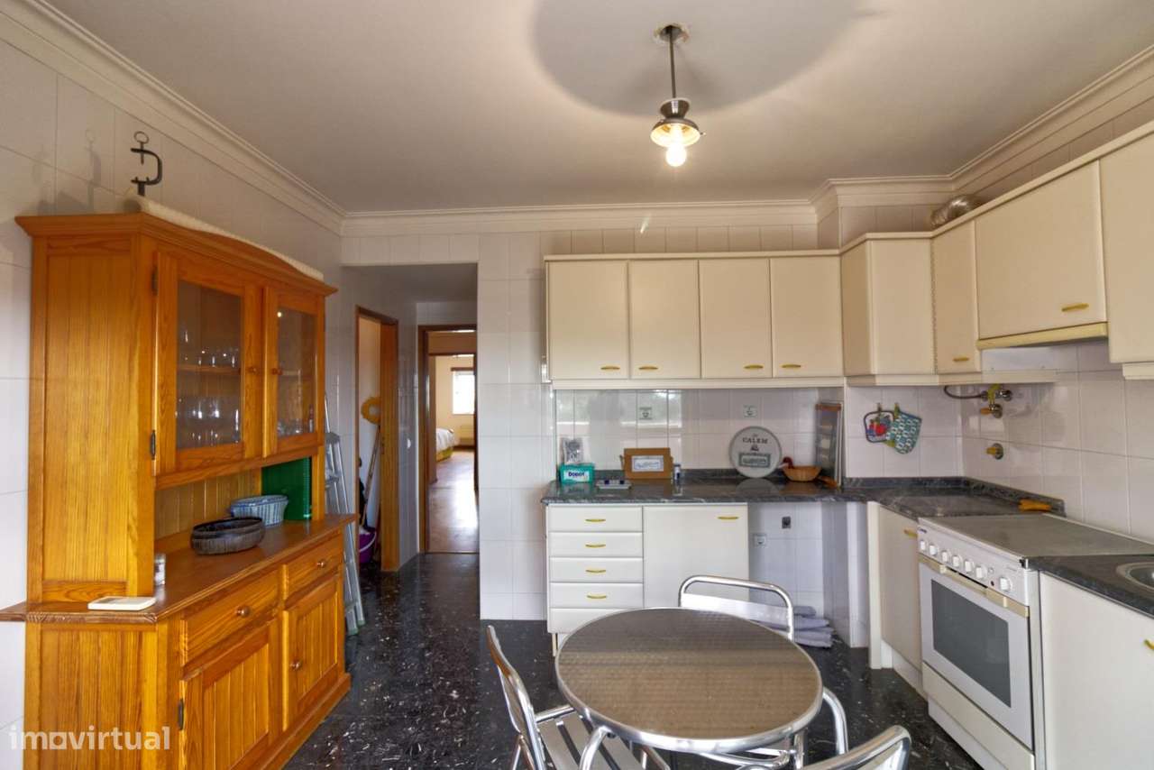 Apartamento T4 - Grande imagem: 2/19