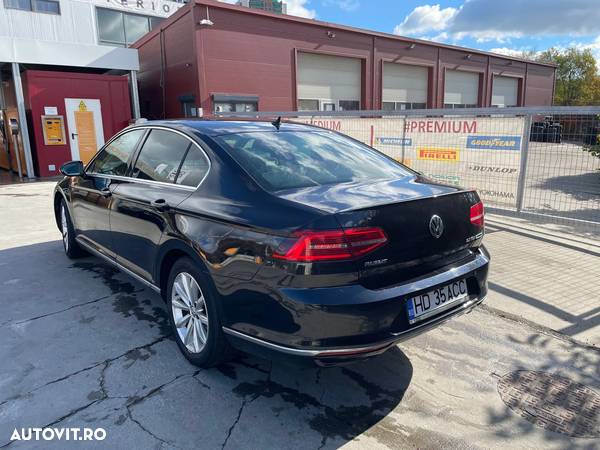 Volkswagen Passat 2.0 TDI DSG Highline - 6