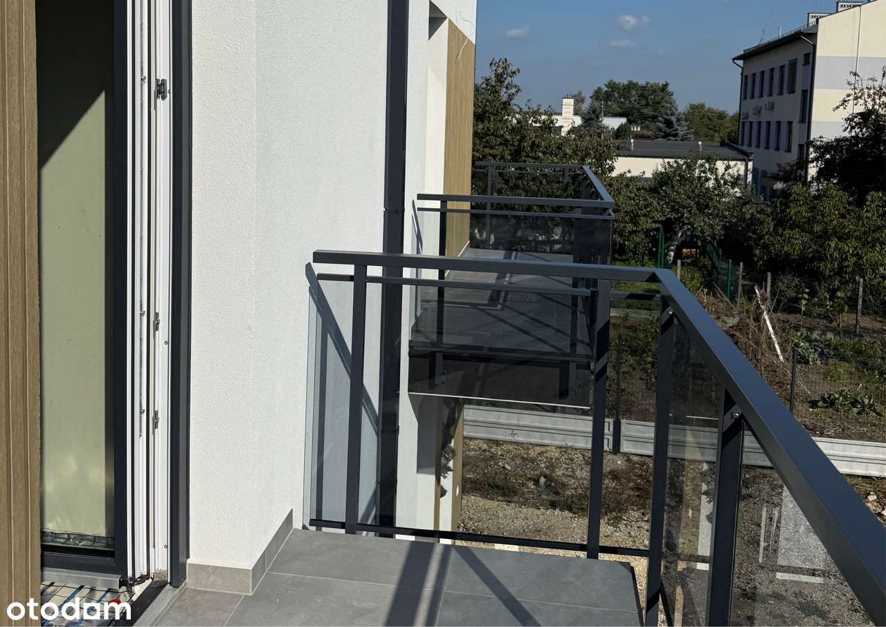 Nowoczesny dom w centrum Włoszczowy | Ogrodowa Park-16