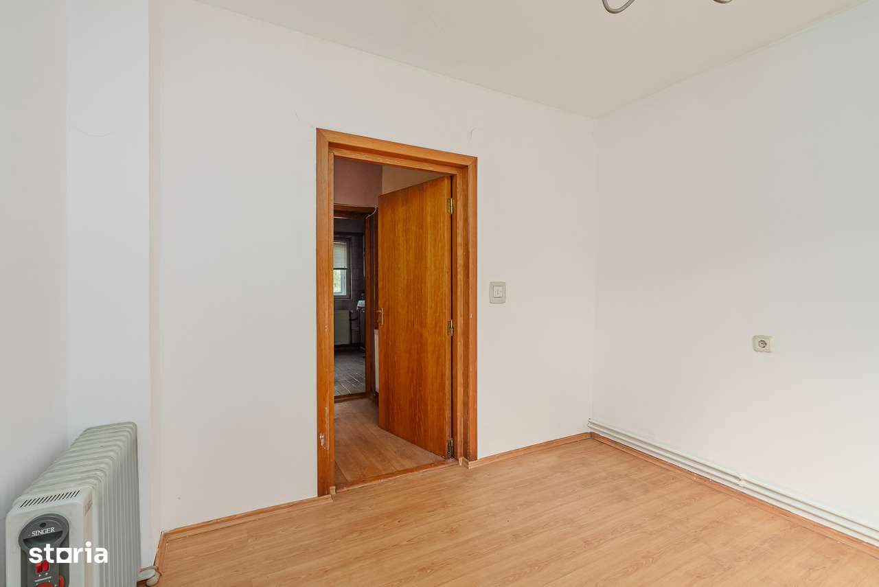 Otopeni - Teren 863MP, dubla deschidere Casa renovabila 56MP-12