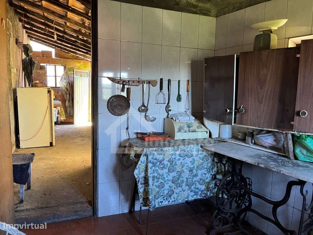 Moradias T4 e T0 em Figueiró dos Vinhos-21