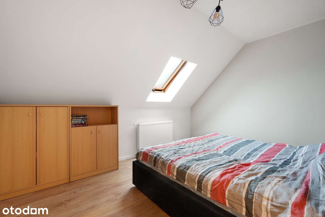 Nowoczesne, 2-poziomowe mieszkanie w Owińskach – idealne dla rodziny!-12