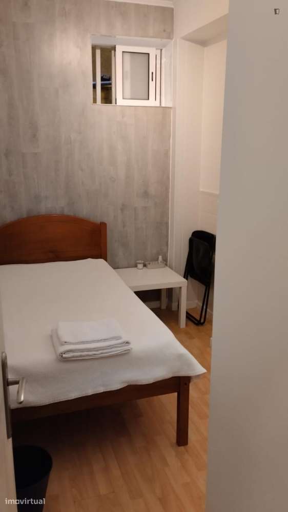 Quarto - localizado em Arroios Lisbon - Grande imagem: 5/10
