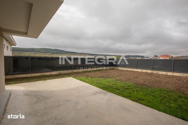 Str. Muntii Rodnei Casa Noua  6 Camere cu 3 Dormitoare | Curte Proprie-6