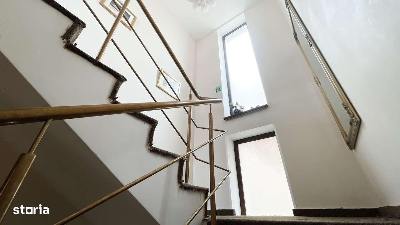 Vila turistica de vanzare in Mamaia Nord-14