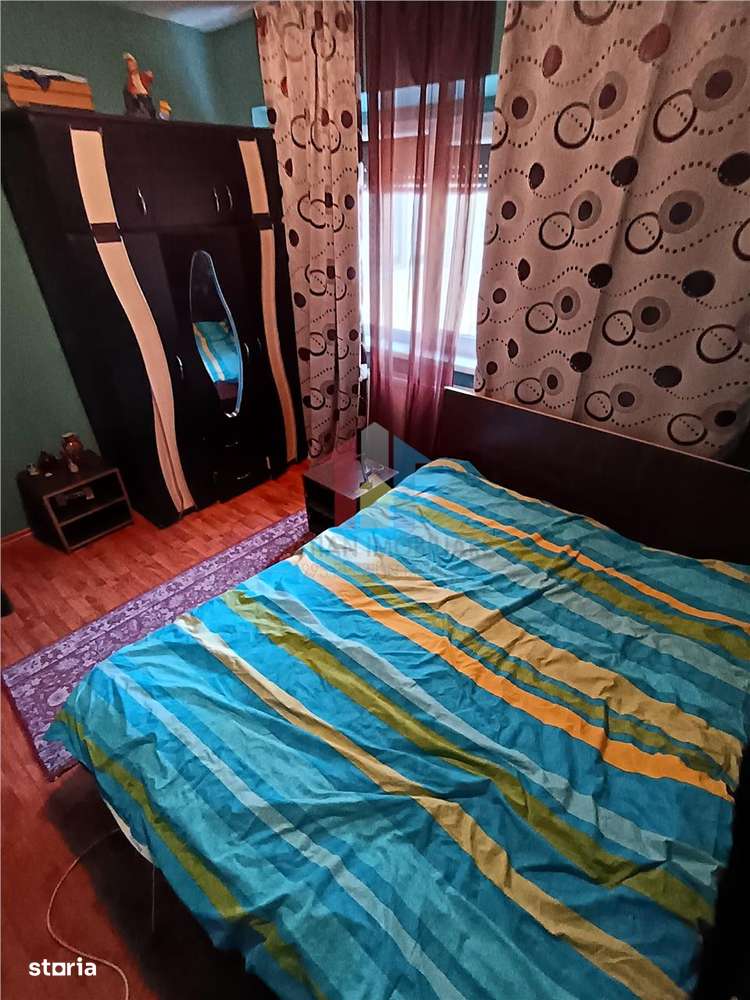 Apartament 4 camere zona Plantelor etaj 1+ doua balcoane, 88 mp - Imagine principală: 4/12