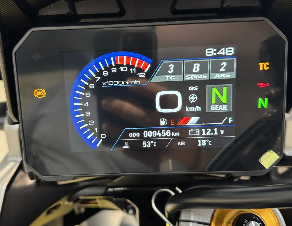 Suzuki v-strom