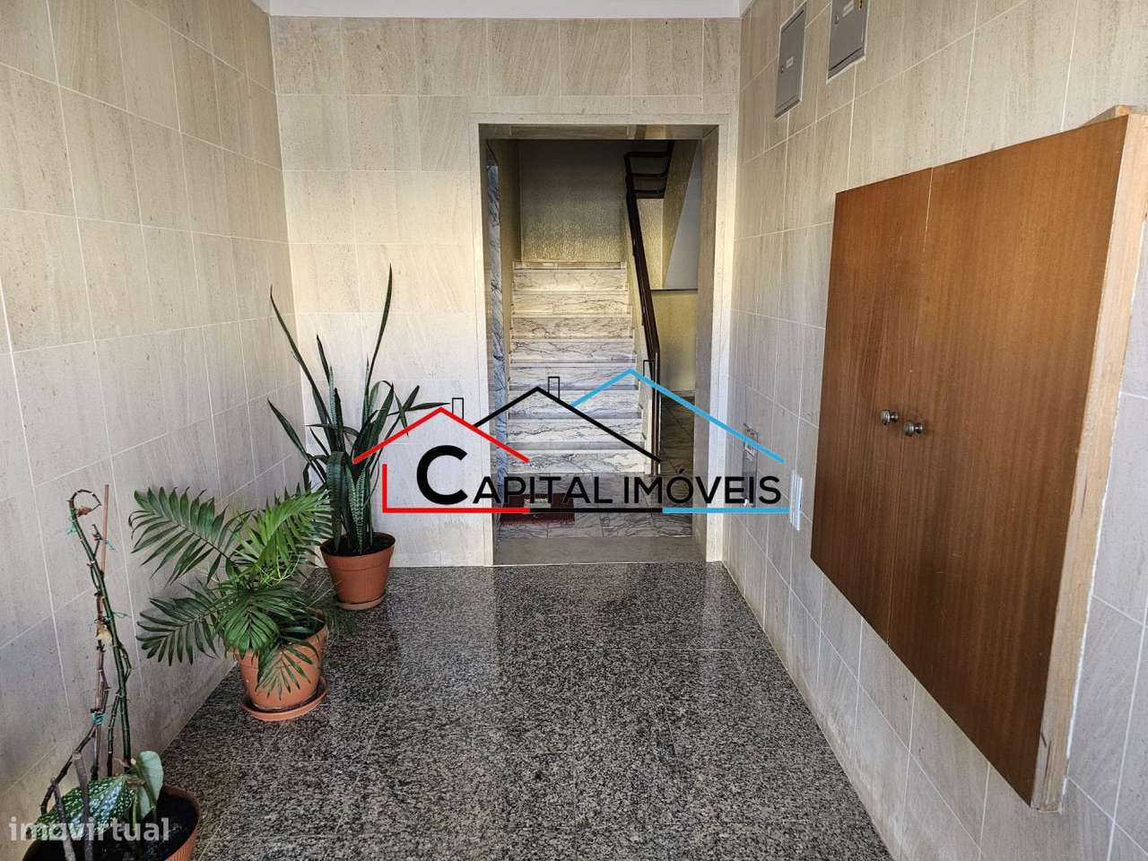 T3 RC com áreas generosas - Vila Chã-23