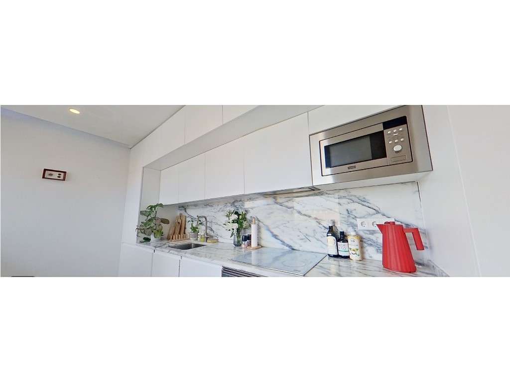 Apartamento T3 em Campo de Ourique-7