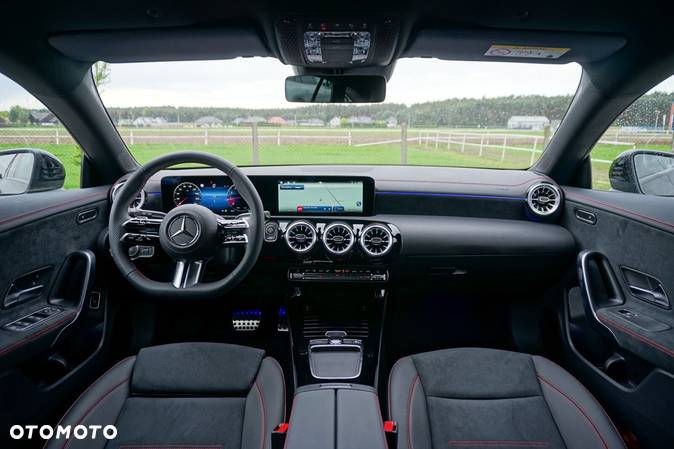 Mercedes-Benz CLA 200 mHEV AMG Line 7G-DCT - 7