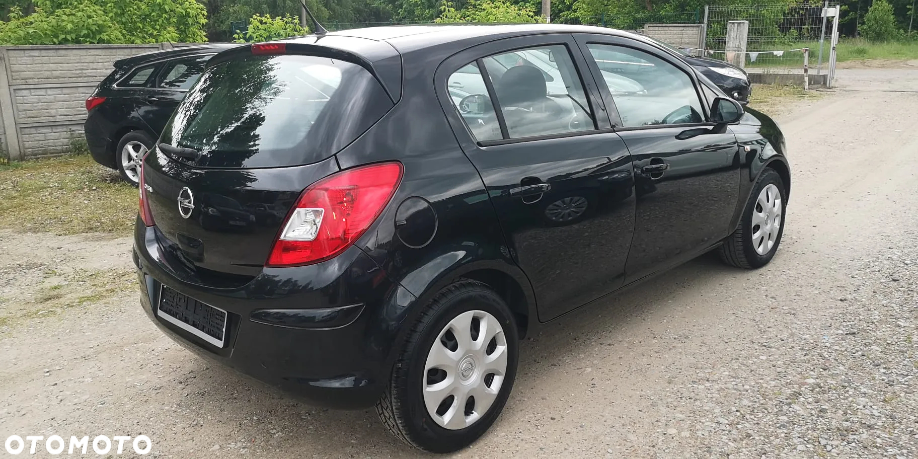 Opel Corsa 1.2 16V Essentia - 6