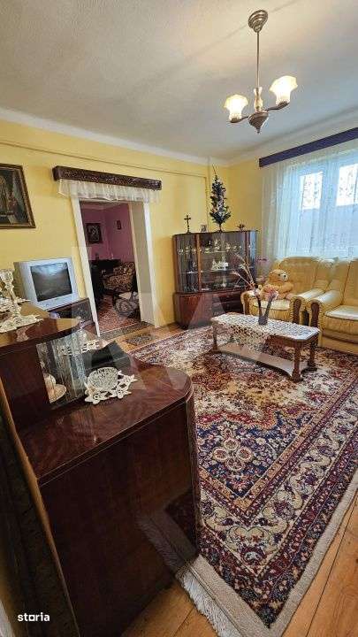 Casa cu poveste si potential – locul perfect pentru un nou inceput i - Imagine principală: 2/19