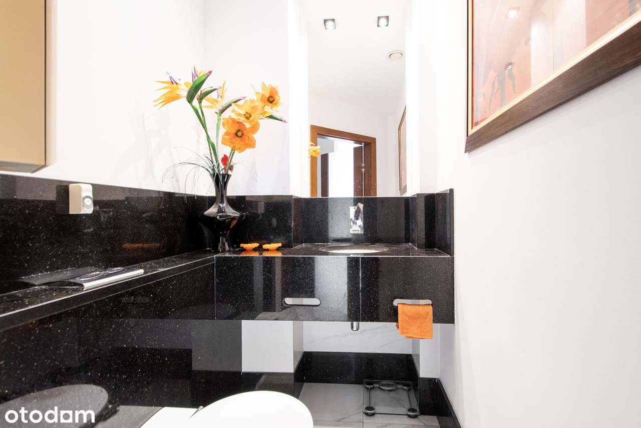 Dom 205m, 5 pokoi, działka 588m,Willa Diamond, ogród 380m,ochrona 24/7-17