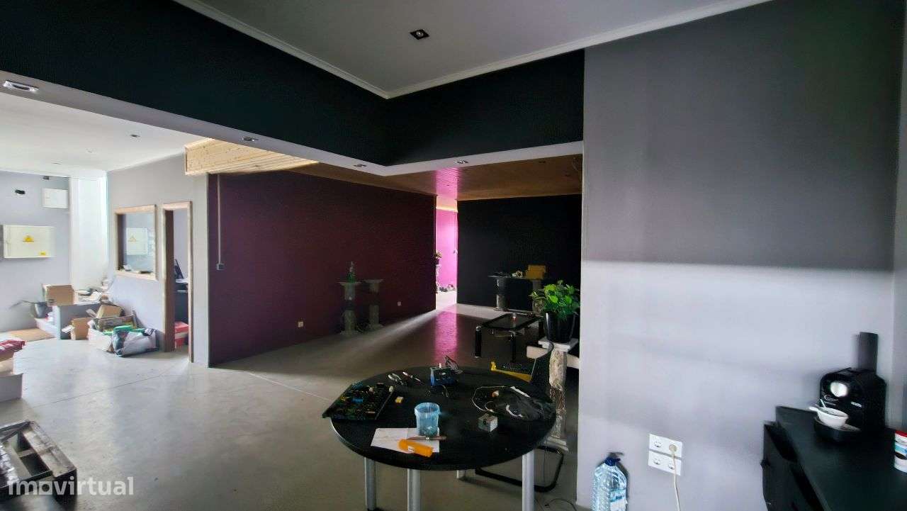 Armazém Industrial em Torres Vedras - Grande imagem: 5/6