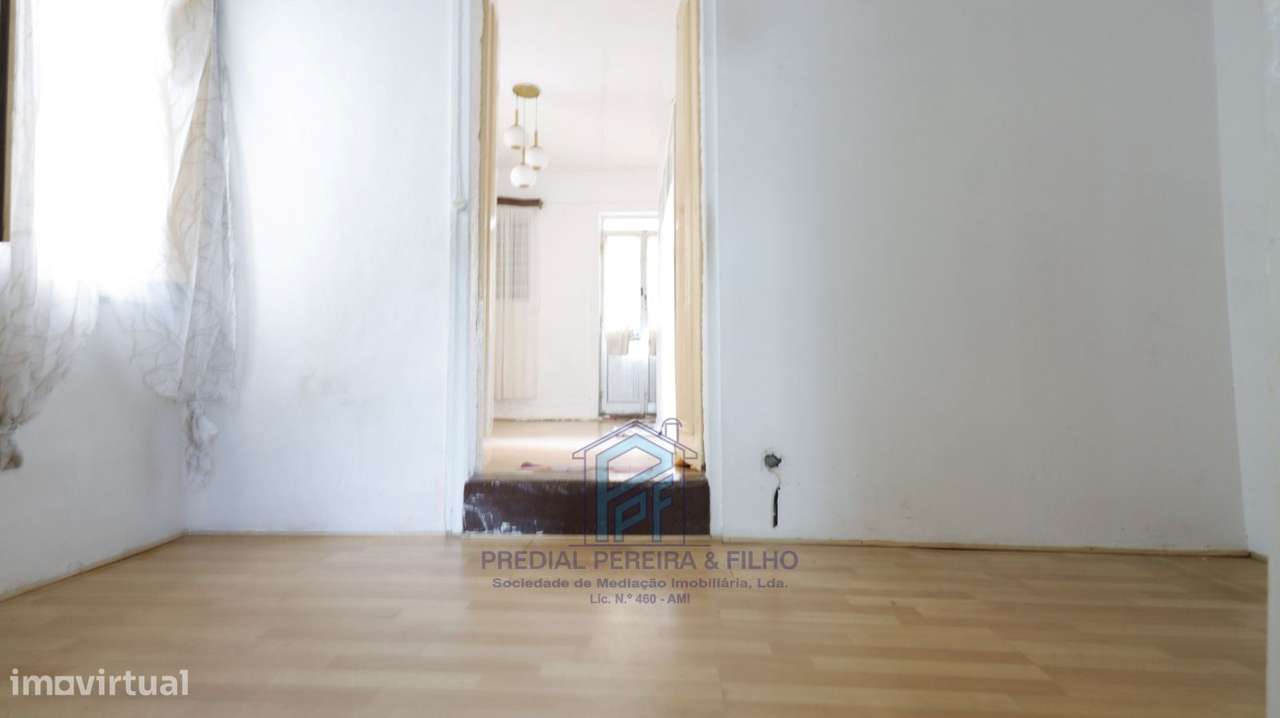 Moradia Térrea para restaurar - Rio Tinto / Areosa-11