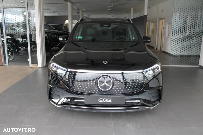 Mercedes-Benz EQB 300 4Matic AMG Line - 3