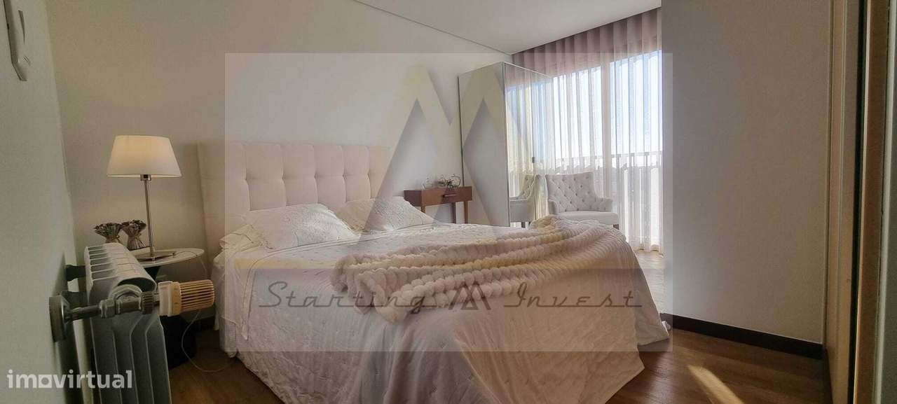 Apartamento T2 Triplex com 2 lugares garagem-17