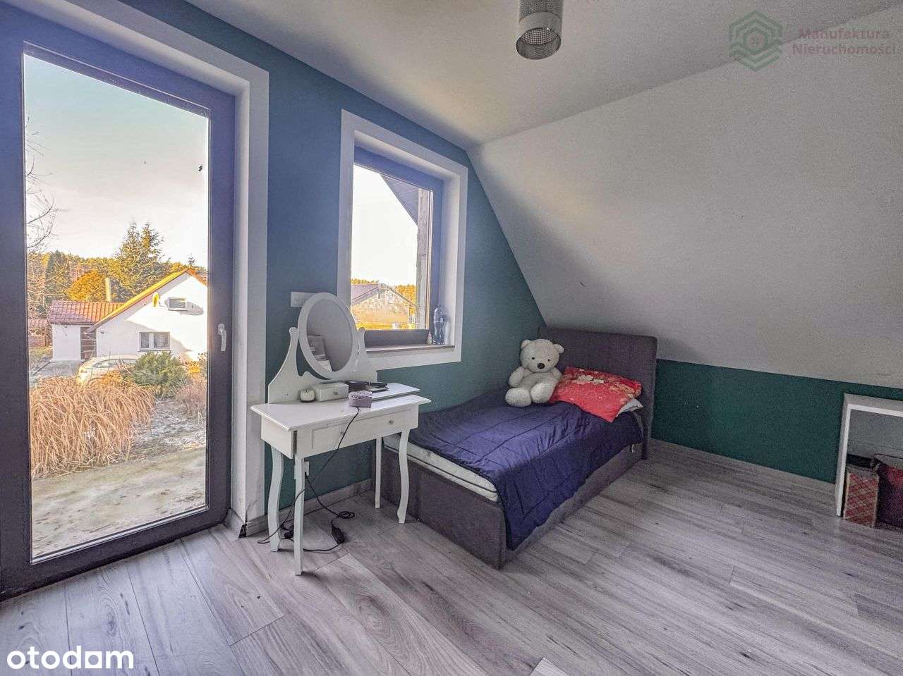 komfortowy dom z garażem , rodzinny z tarasem - Pełny obrazek: 4/8