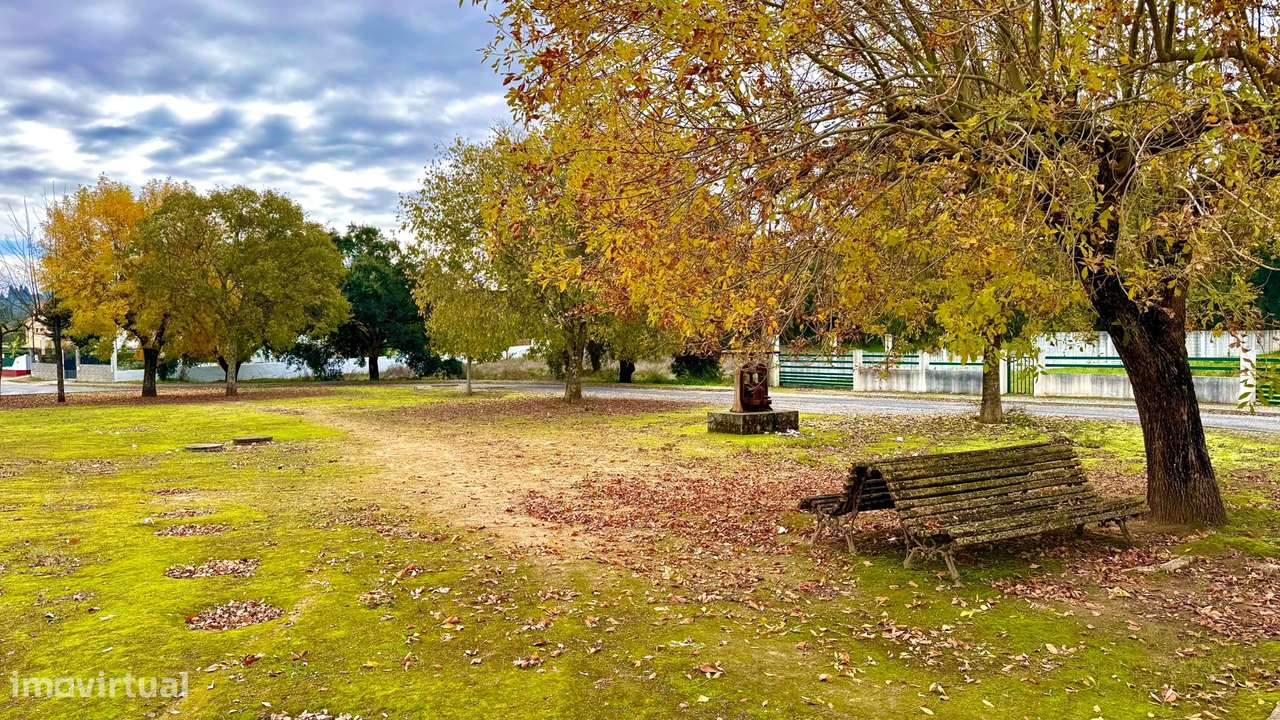 Moradia com 6 assoalhadas - 120 m2 - sótão - espaço exterior - Tremês-34