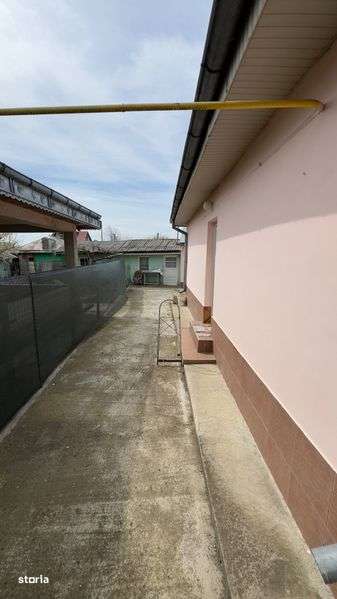 Vand casa + teren in Targu Frumos - Imagine principală: 4/8