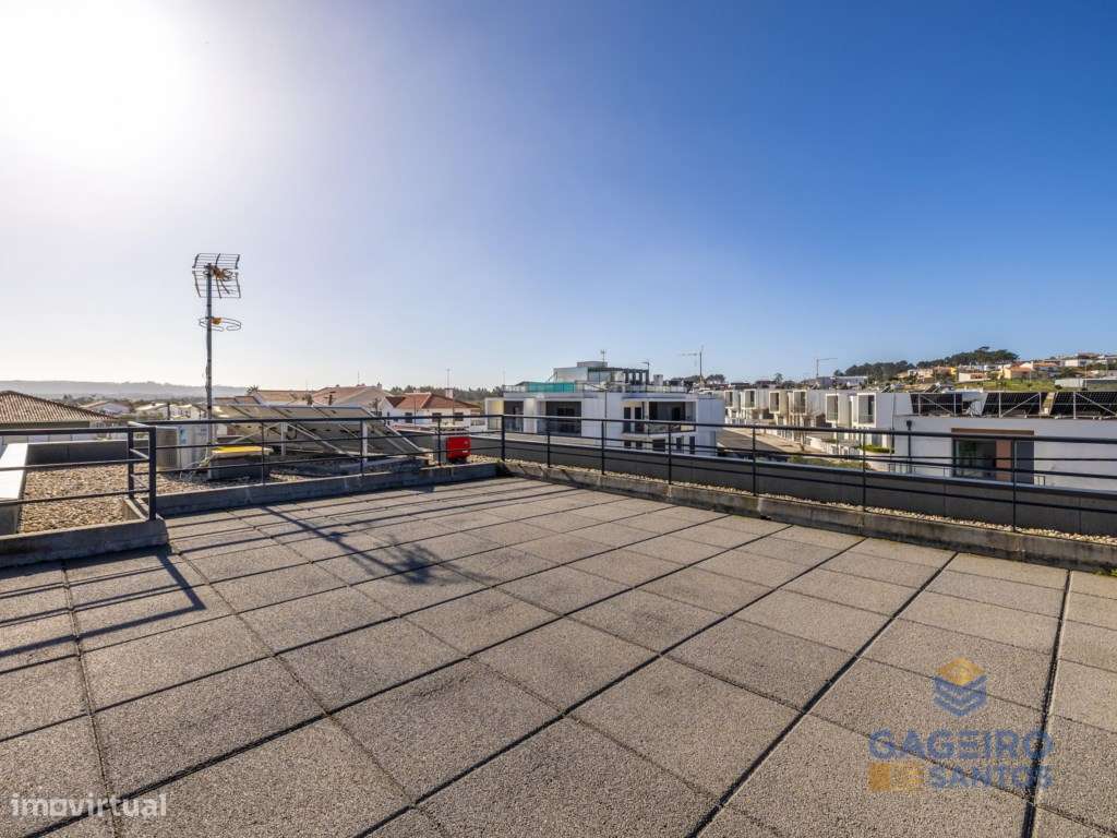 Moradia T4 - Moderna, Inteligente e Eficiente-46