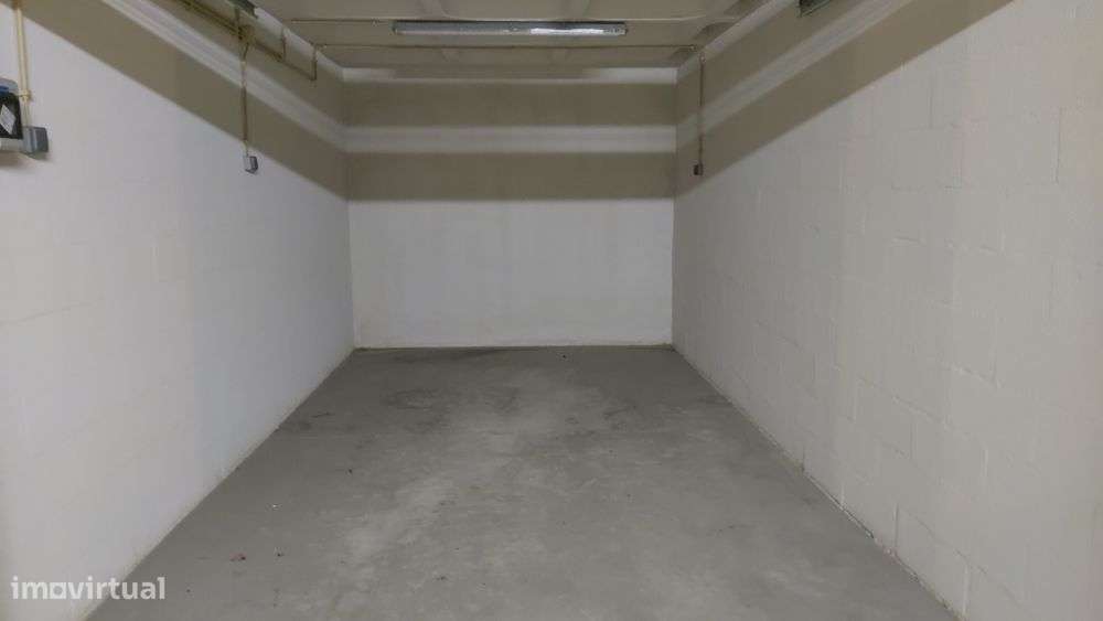 Garagem-Box na Póvoa de Santa Iria - Grande imagem: 4/4