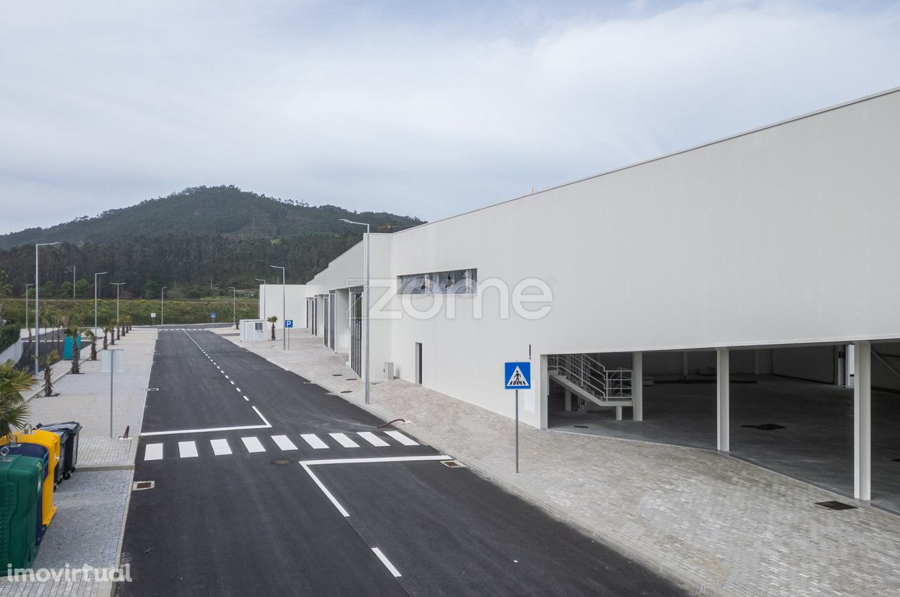 Armazém / Indústria | 535 m2 | Barcelos, Braga