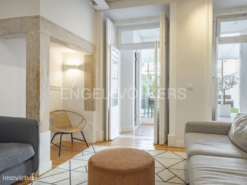 T3 com Terraço e Jacuzzi nas Avenidas Novas - Grande imagem: 2/31