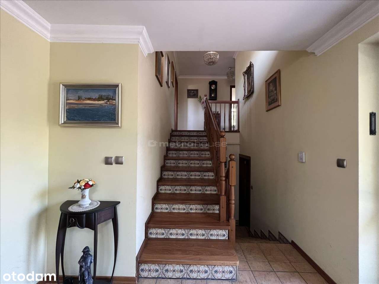 Piękny dom w Zalesiu Dolnym-7