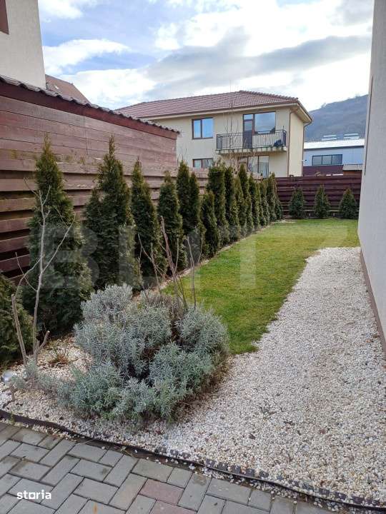 Duplex modern cu 5 camere, 110mp utili, curte 250mp, zona Terra - Imagine principală: 4/18