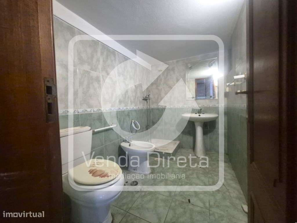 Loja/Escritório Duplex com 108 m² e Terraço no Centro do Laranjeiro...-14