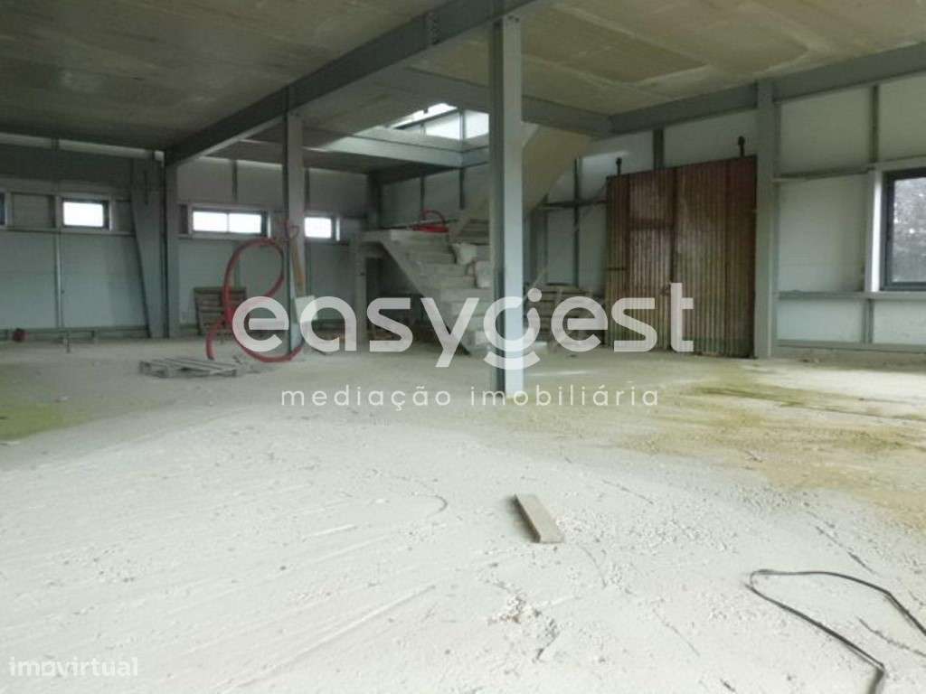 Lote industrial com construção - Grande imagem: 5/34