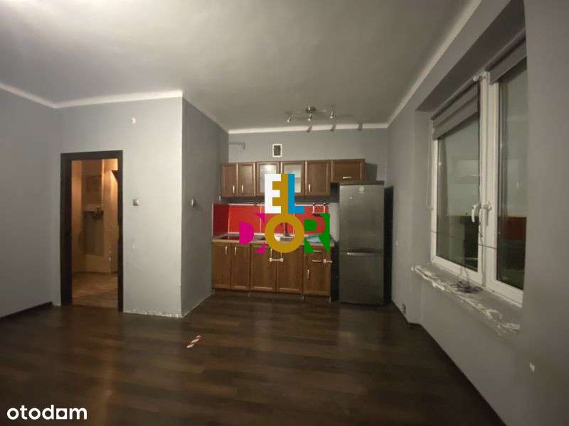 M3 Bałuty, blok z cegły-0