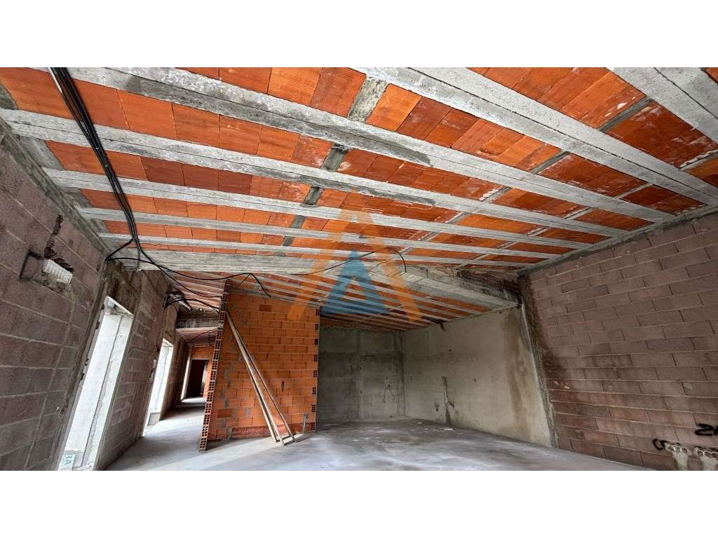 Moradia - T3 + 1 - Grande imagem: 3/29