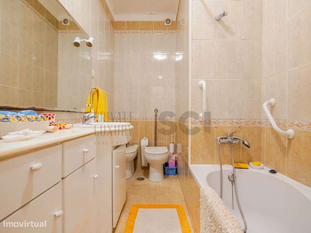 Apartamento T4 no Montijo-17