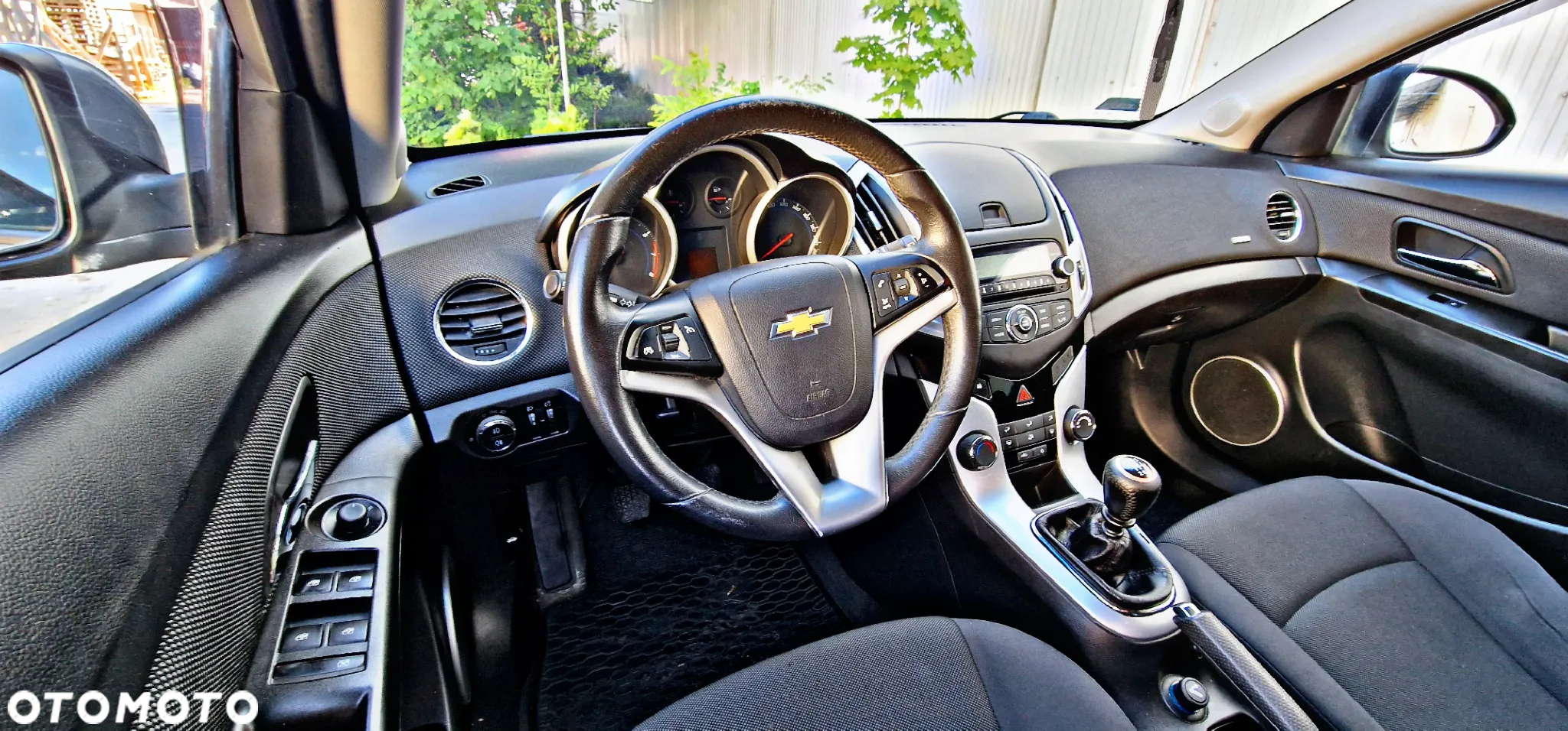 Chevrolet Cruze 1.8 LT - 17