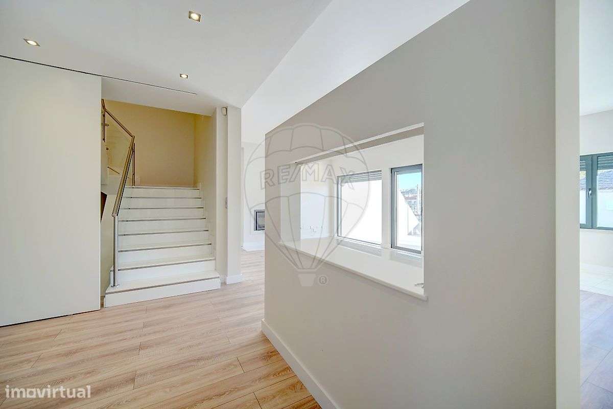 Moradia T4 para venda-5