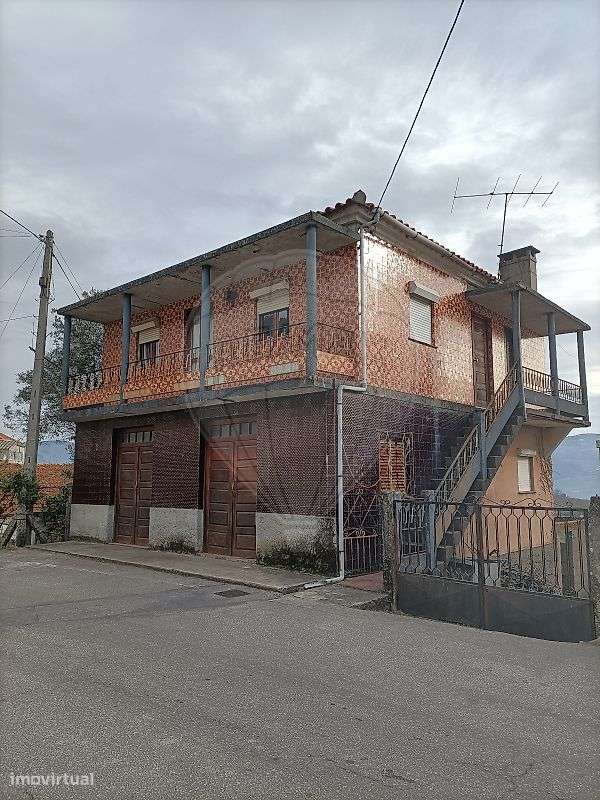 Moradia T3 para venda - Grande imagem: 1/39