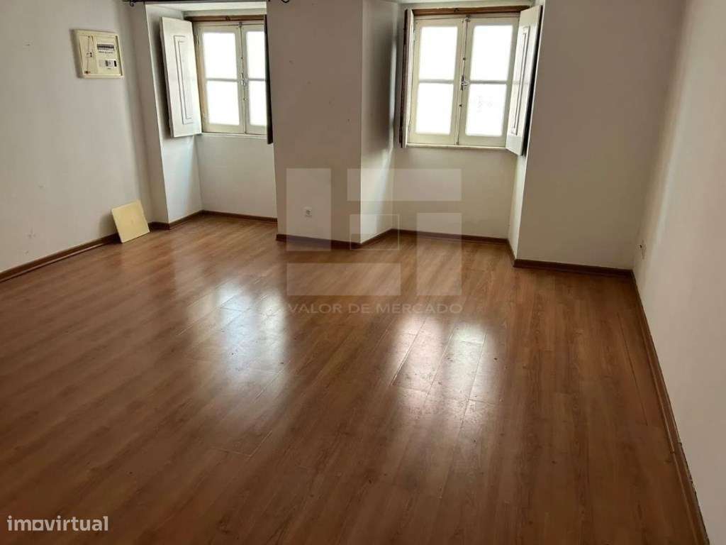 APARTAMENTO T2 - TRAVESSA DAS MÓNICAS, LISBOA - Grande imagem: 3/26