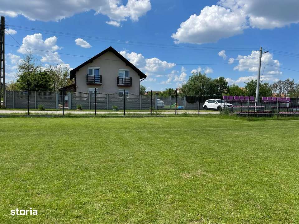 Casa individuala 5 Camere Teren 719m Mosnita Noua 245.000 euro-12